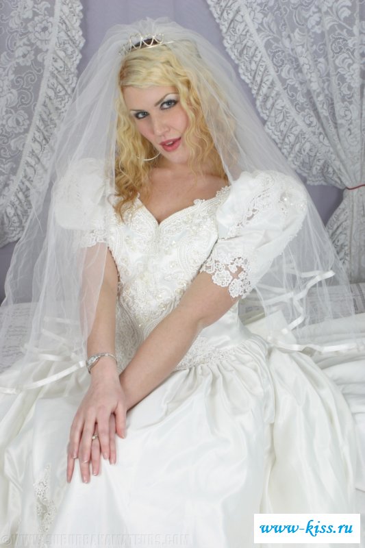 Обнаженная бэйба в последнем эротичном пике