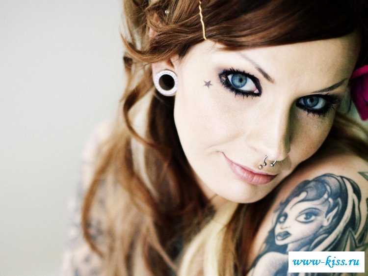 Классные наколки на прекрасных женских телах