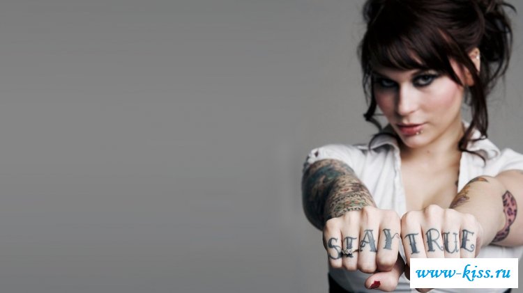 Классные наколки на прекрасных женских телах