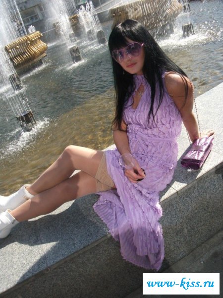 Голые бабы в кружевных чулочках - эротика фото