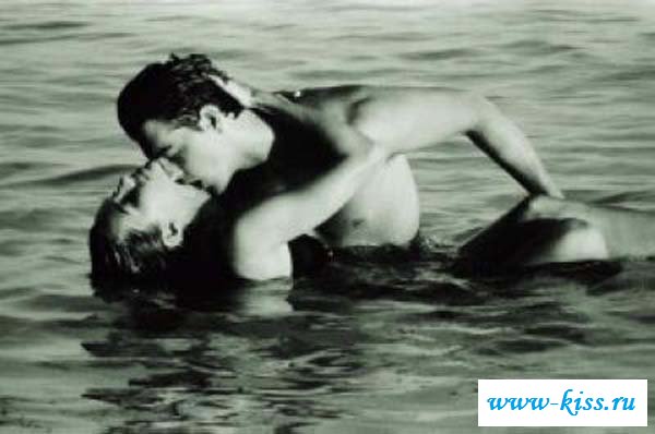 Сладкие поцелуи на фотографиях