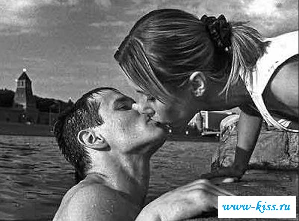 Сладкие поцелуи на фотографиях