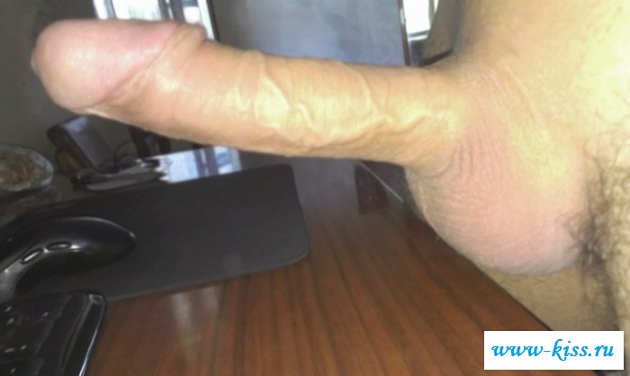 Обнаженные развратники с огромным половым членом