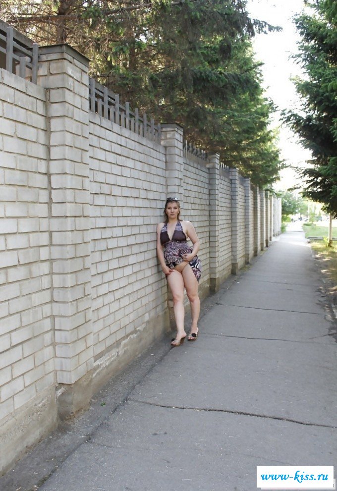 Раздетая натуристка всегда очень откровенна