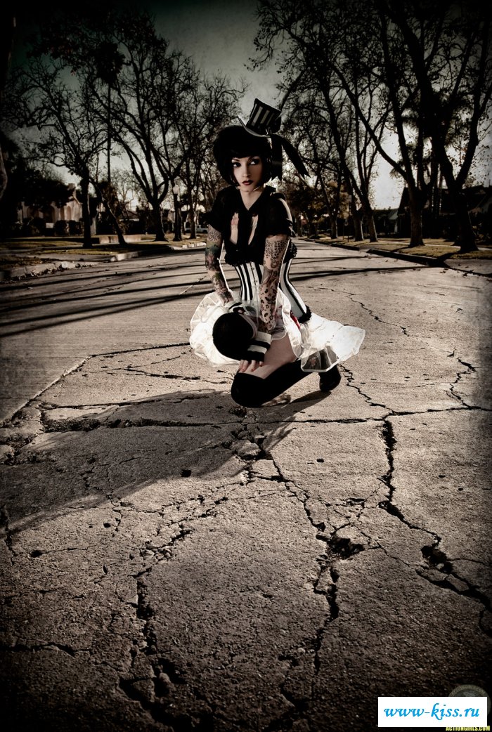 Сексуальная телка очень привлекательна