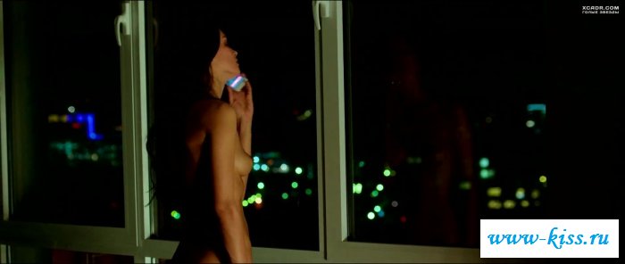 Раздетая русская актриса Паулина Андреева