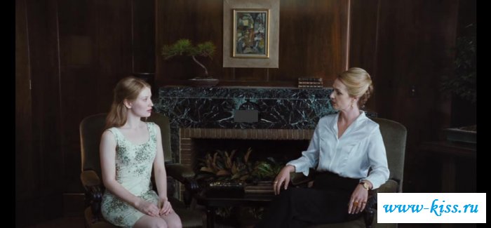 Обнаженная студентка в фильме Спящая красавица (86 фото)