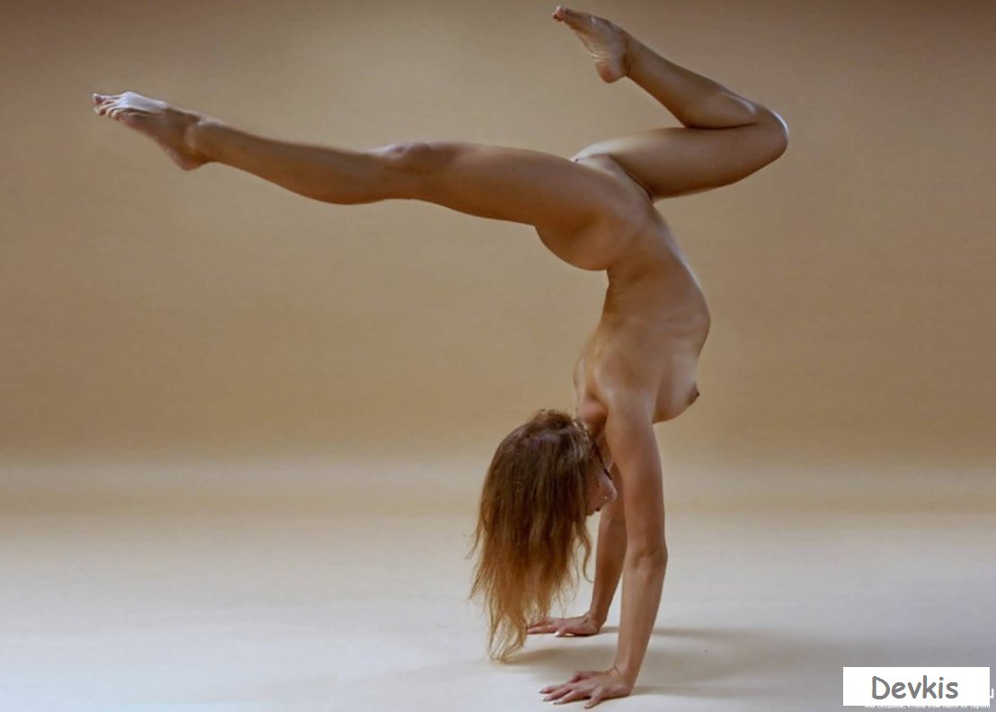 видео голая акробатика онлайн фото 6