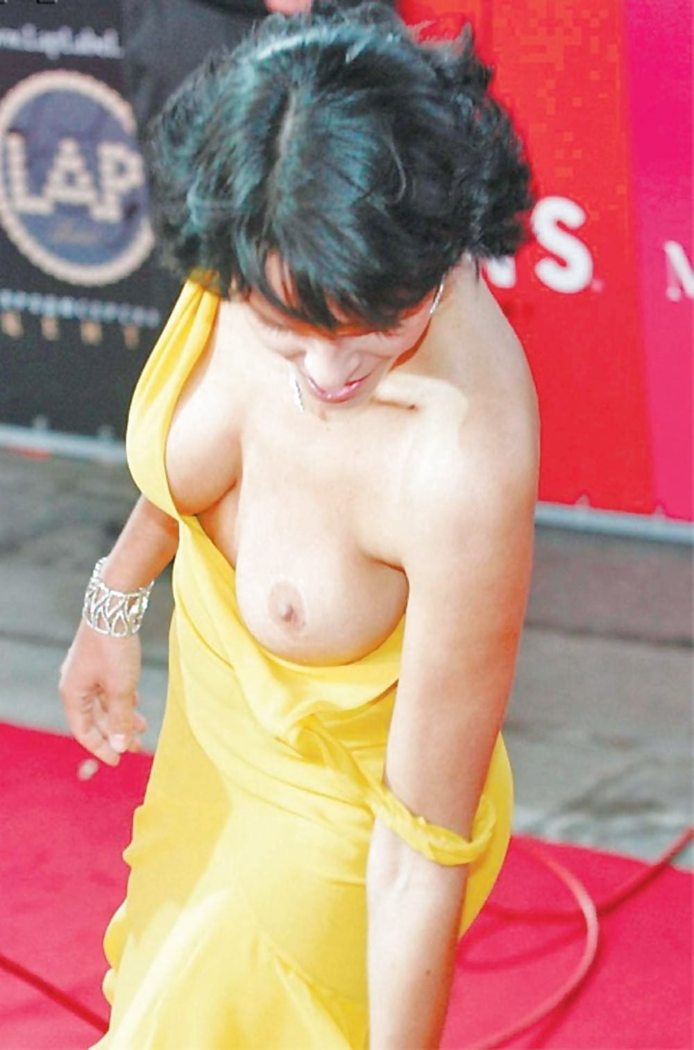 Певица Слава голая параграф 78