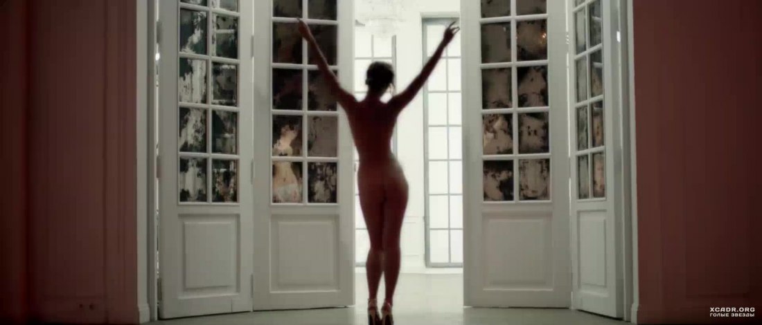 Юлианна Караулова парнуха