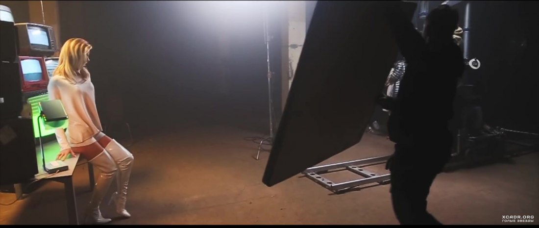 Юлианна Караулова голая