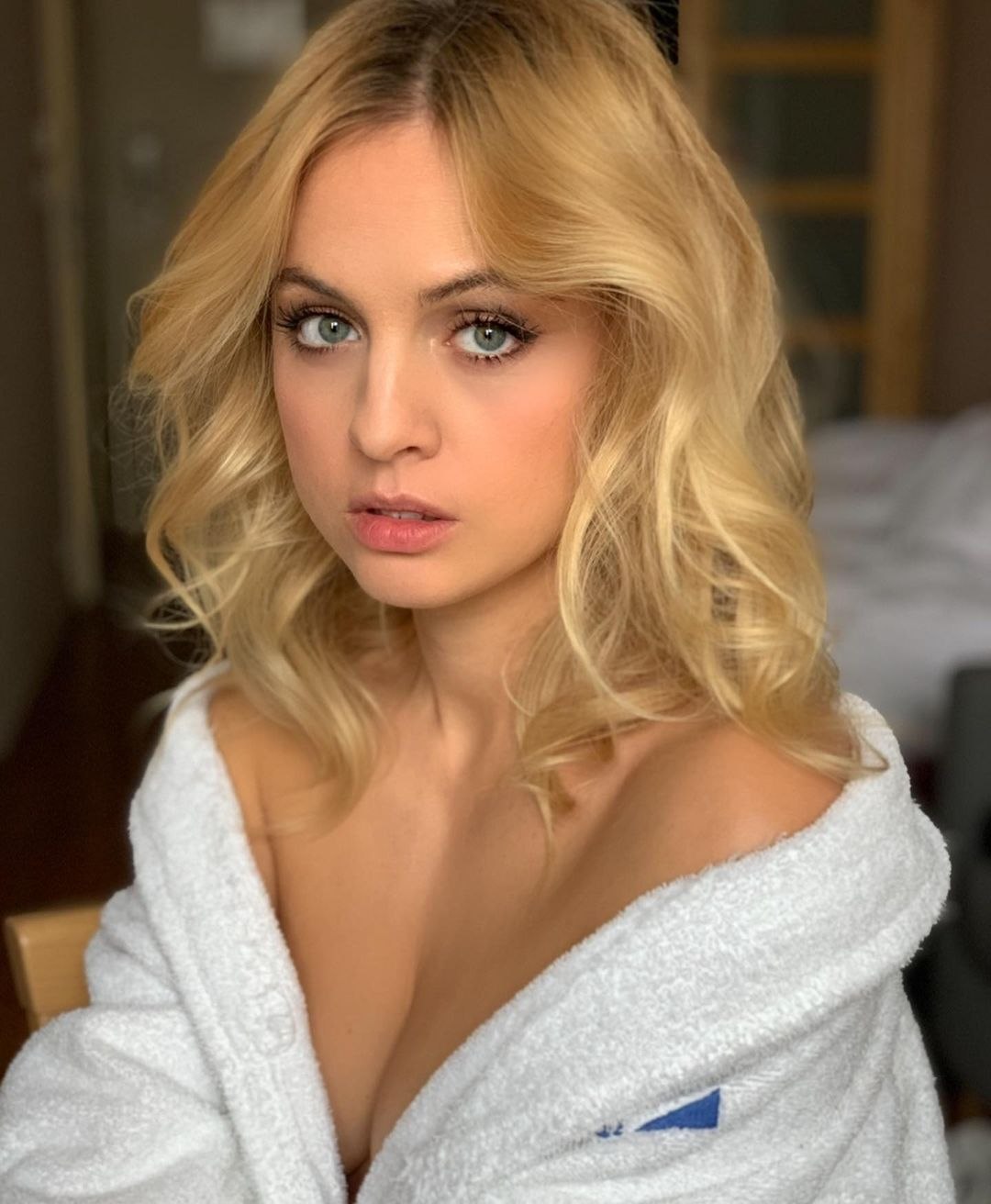 Янина Студилина постельные сцены