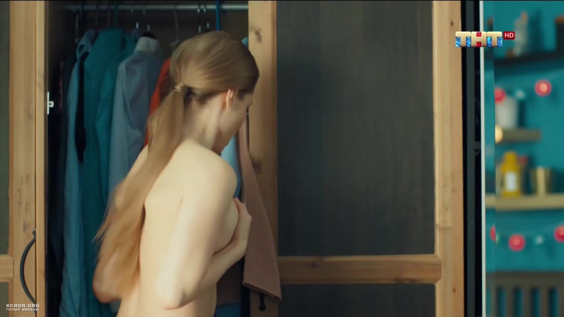 Алина Остапович топлес