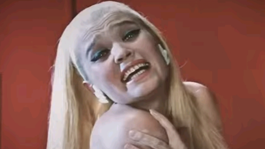 Ирина Мирошниченко грудь