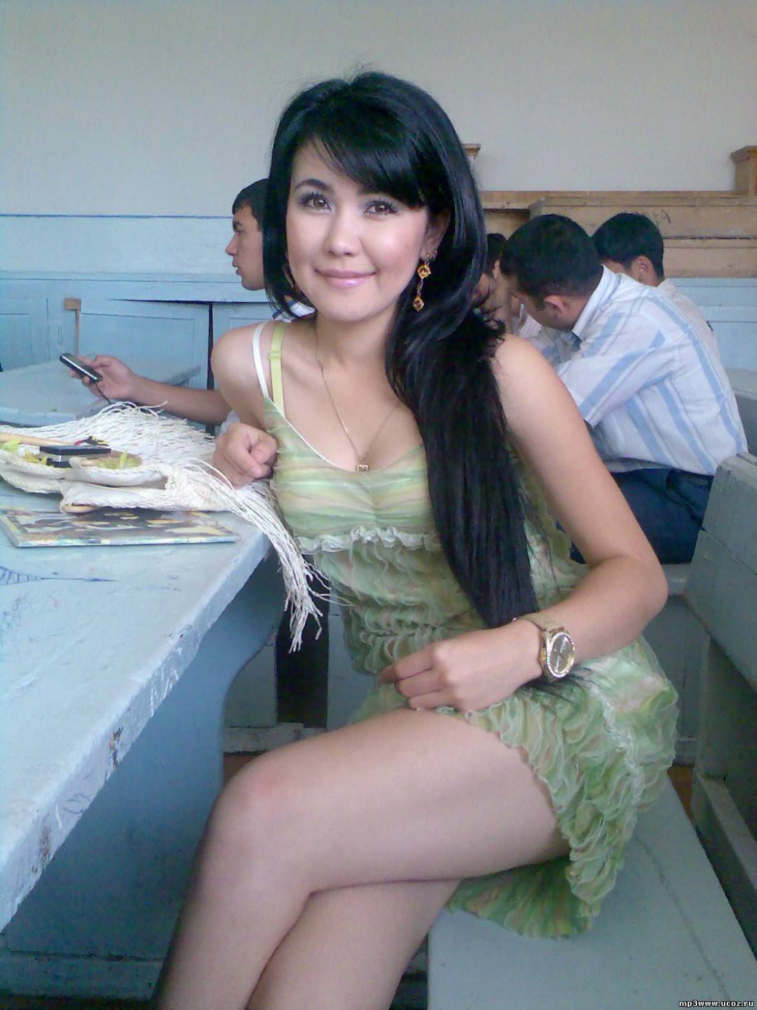 Ялангоч кизлар расимлари 18