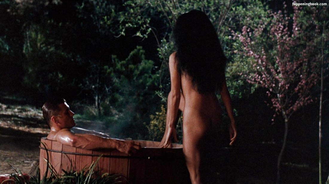 Тиа Каррере постельные сцены