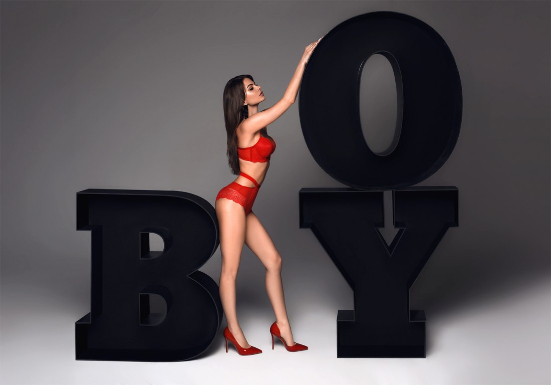 Рита Челмакова и Азия в Максим