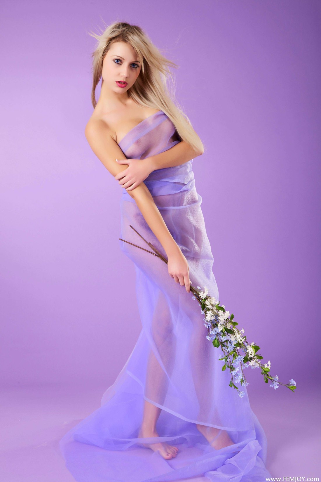 Украинская моделька Лаура эротика.