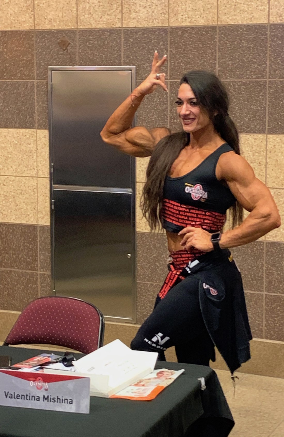 Валентина Мишина с подругой