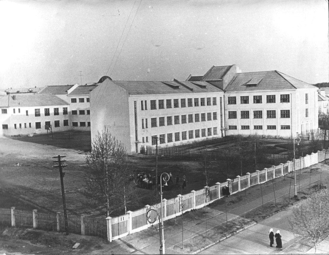 Школа 1 Бокситогорск