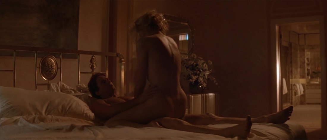 Голая Шерон Стоун в фильме основной инстинкт