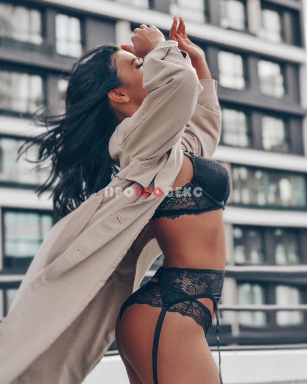 Нежный секс на балконе