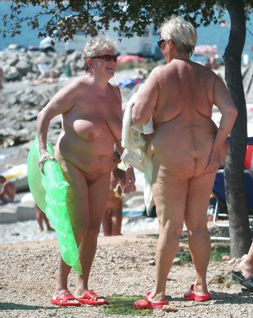 голые старухи на нудистском пляже