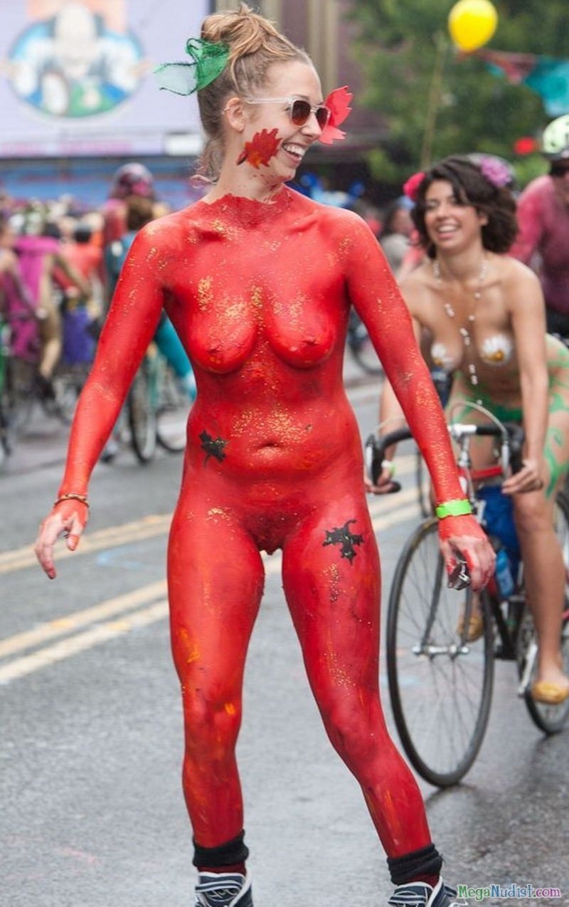 Бодиарт на женском теле