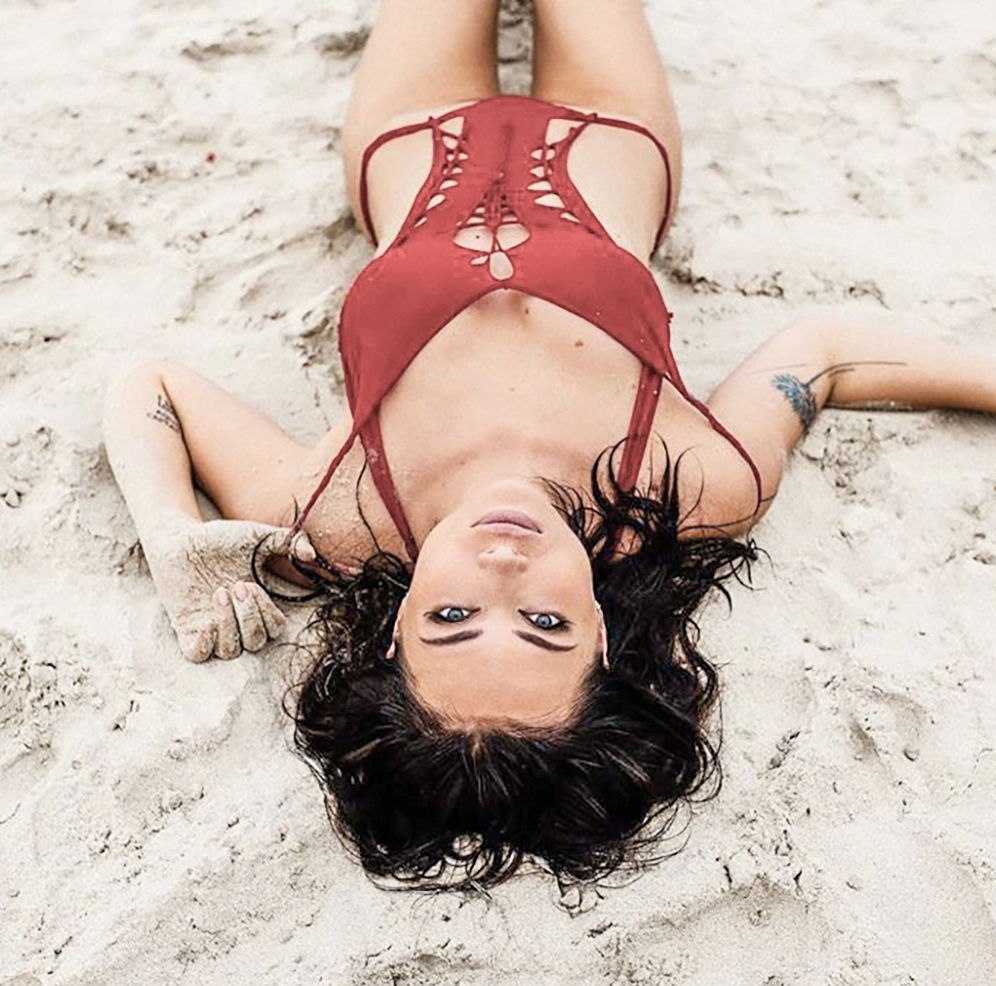 Надежда Травина забава