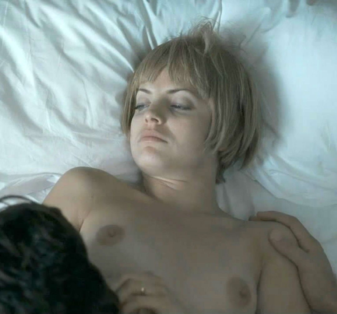 Мина Сувари актриса голая