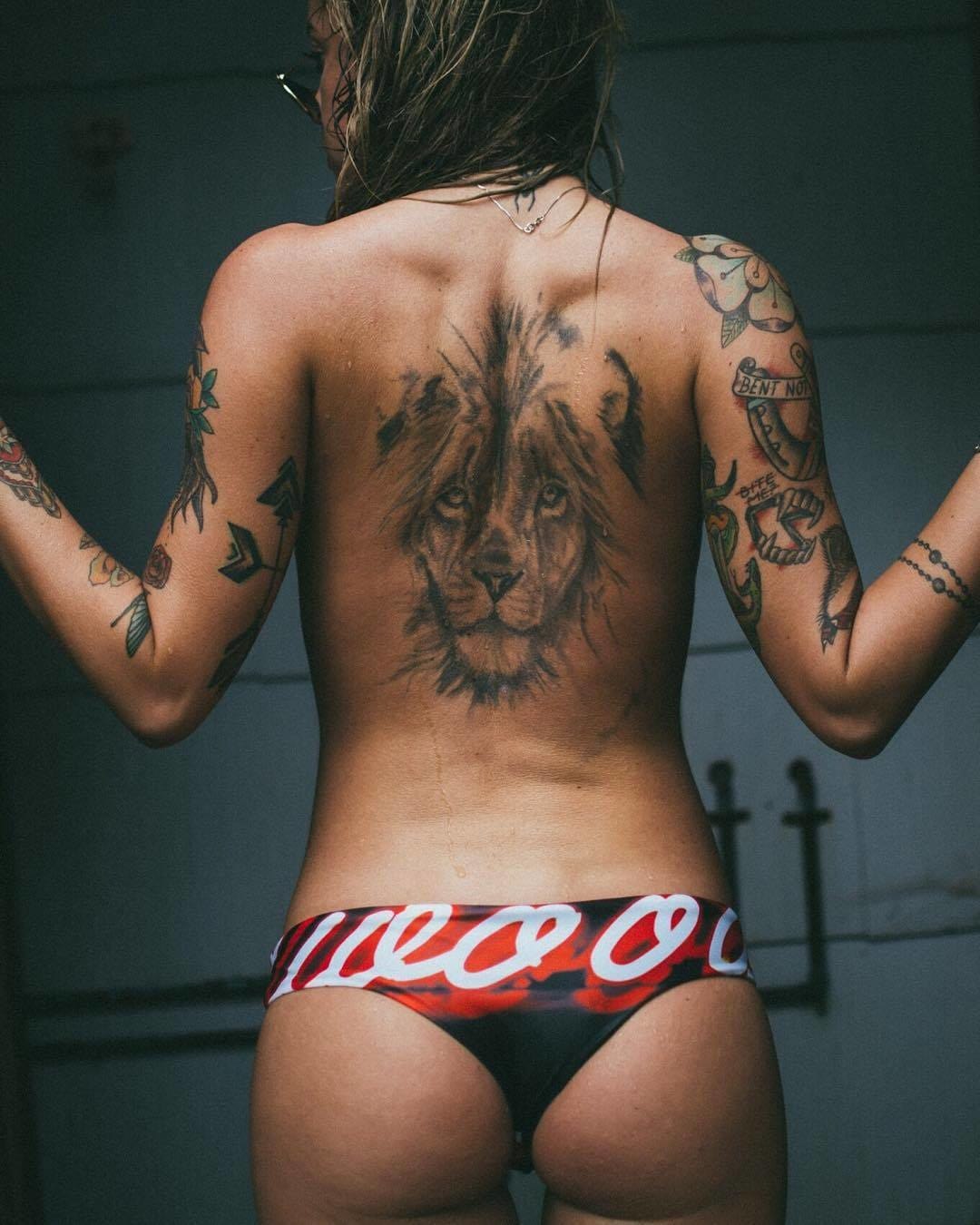 Rae модель тату