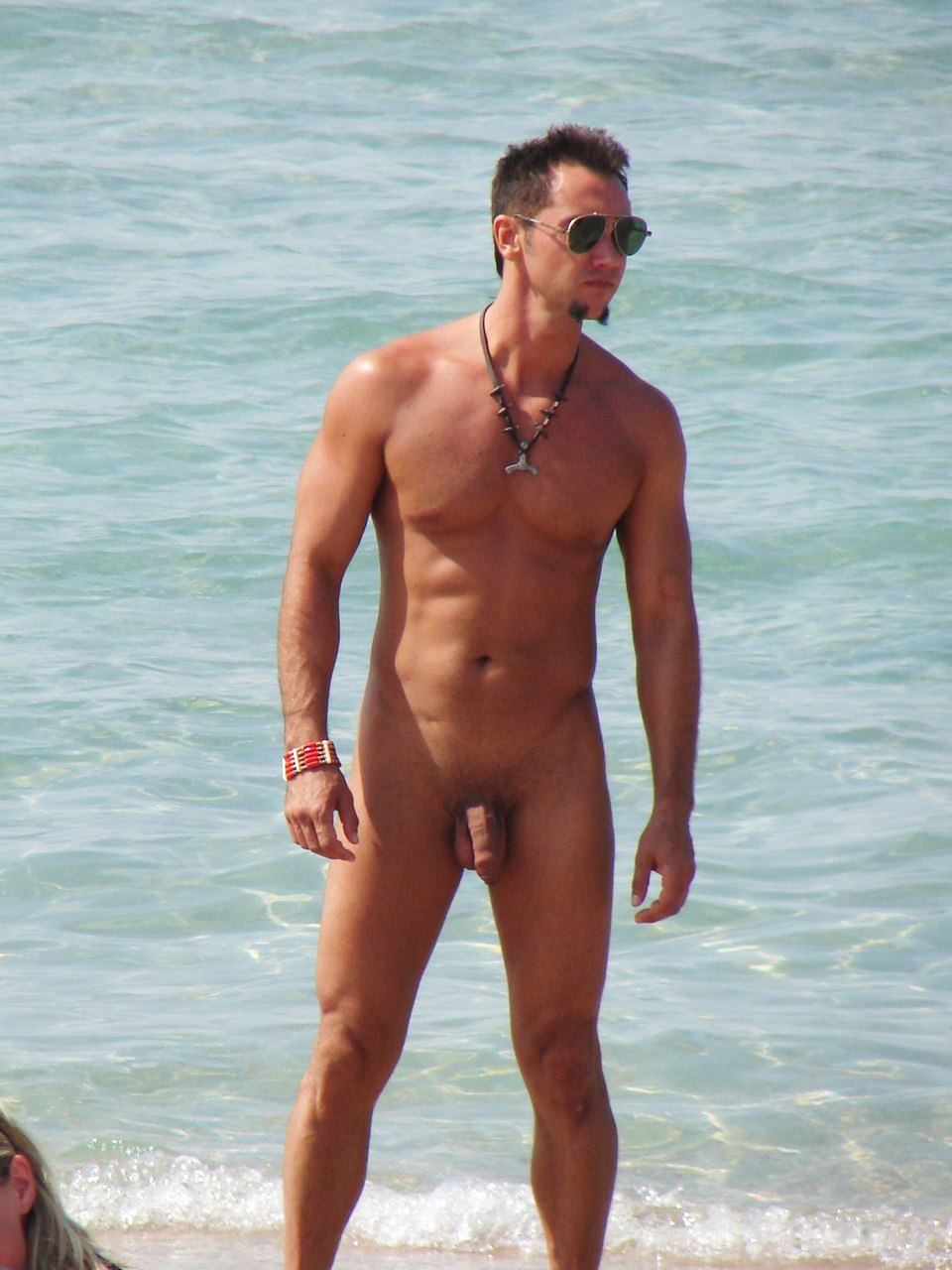 Мальчишки в шортах ретро