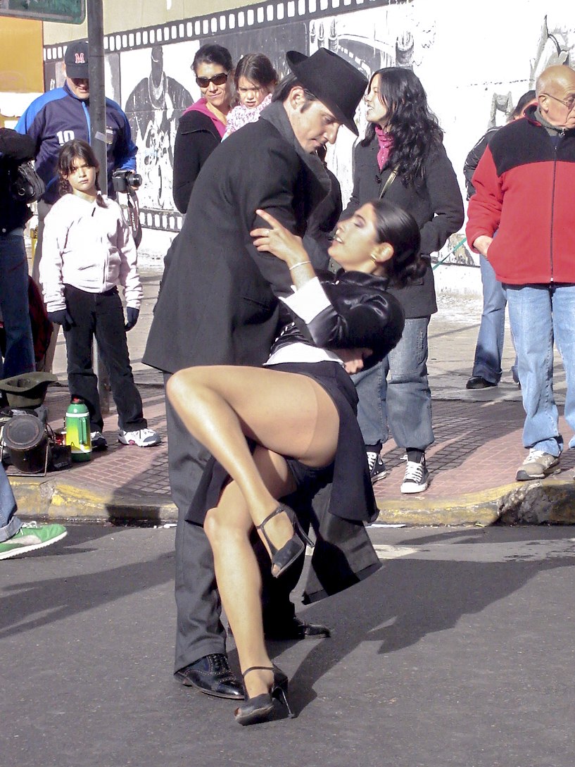 Голые в общественном транспорте