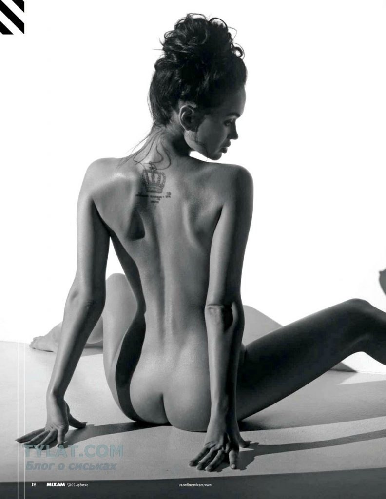 Яна Кошкина без трусов