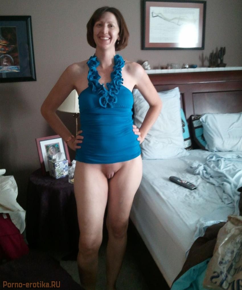 Зрелые в прозрачных платьях без трусов