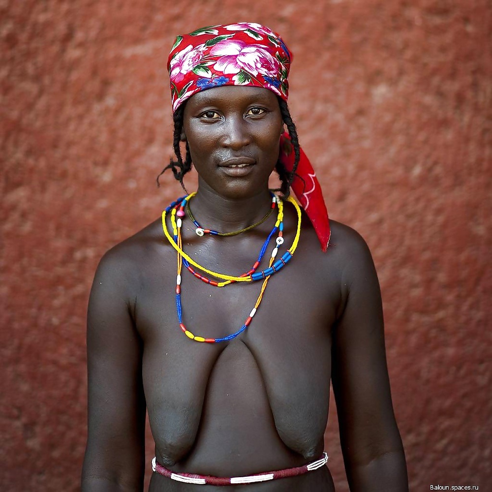 Африканские гигантская грудь