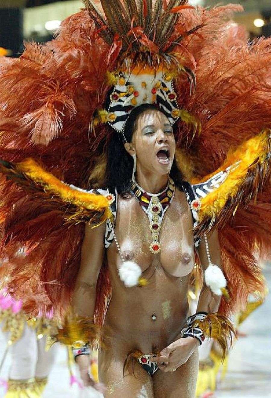 Голые бразильянки Brazilian Carnival 2020