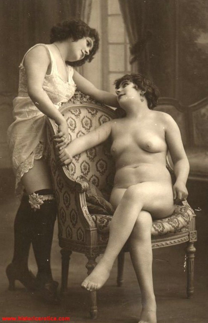 Рената Кондратец натурщица