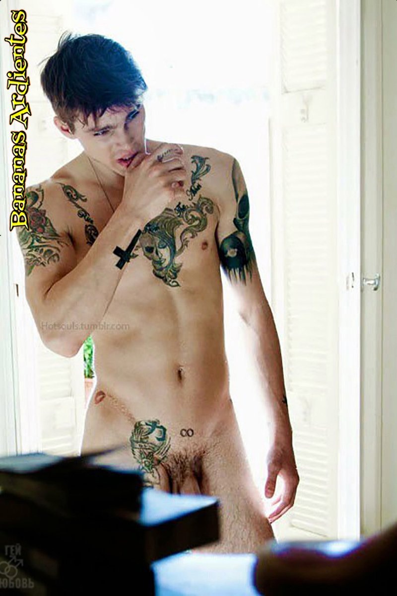 Фотомодели мужчины голые