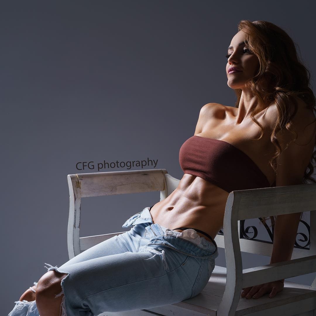 Голая марина чекалина