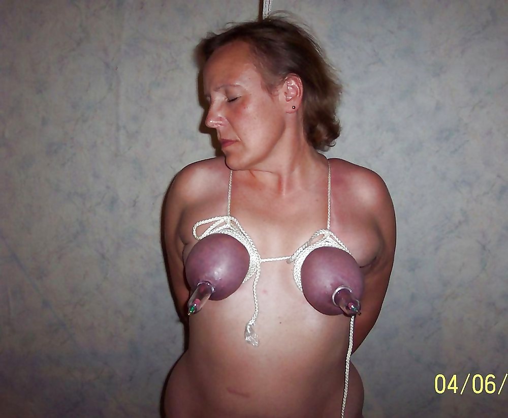 Зрелая мамаша с обвисшими сиськами