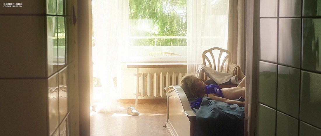 Голые Виктория Толстоганова и Таисия Вилкова