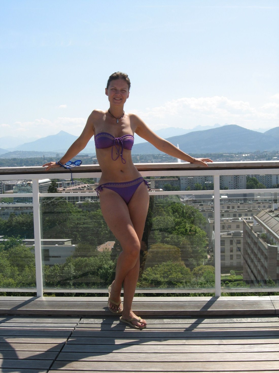 Хелависа в купальнике