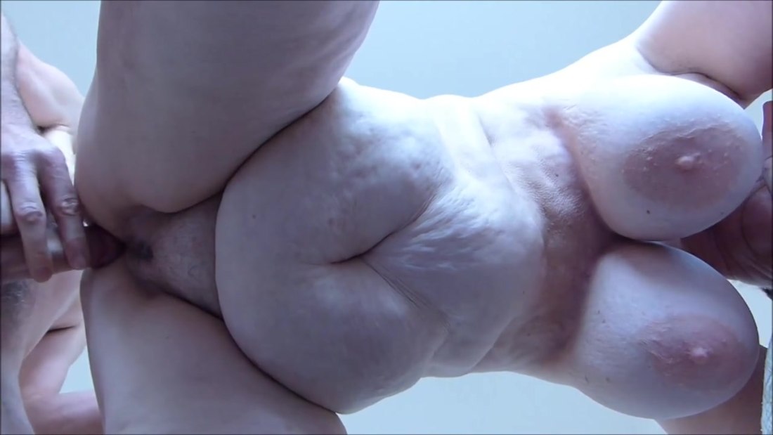 Упругие сиськи от первого лица