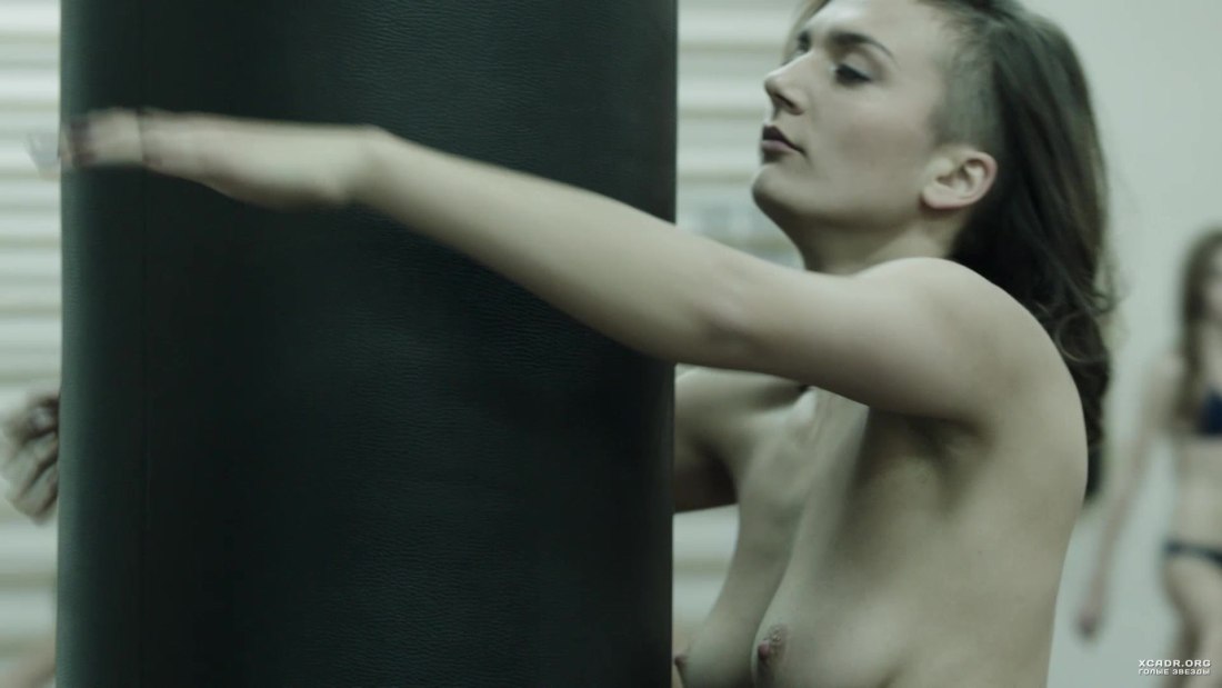 Голая Софья Лебедева а зори здесь тихие (2015)