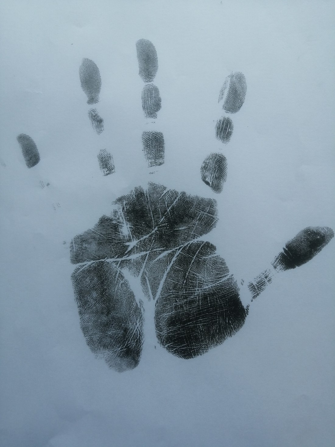 Следы и Отпечатки рук