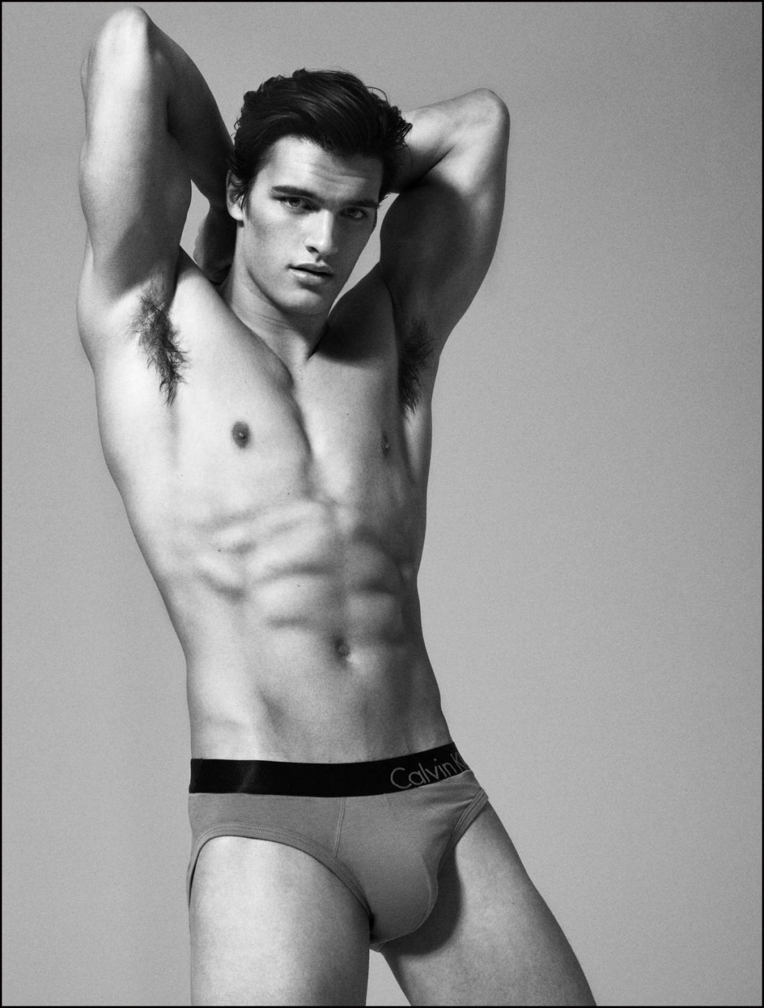 Джейсон деруло фото в плавках