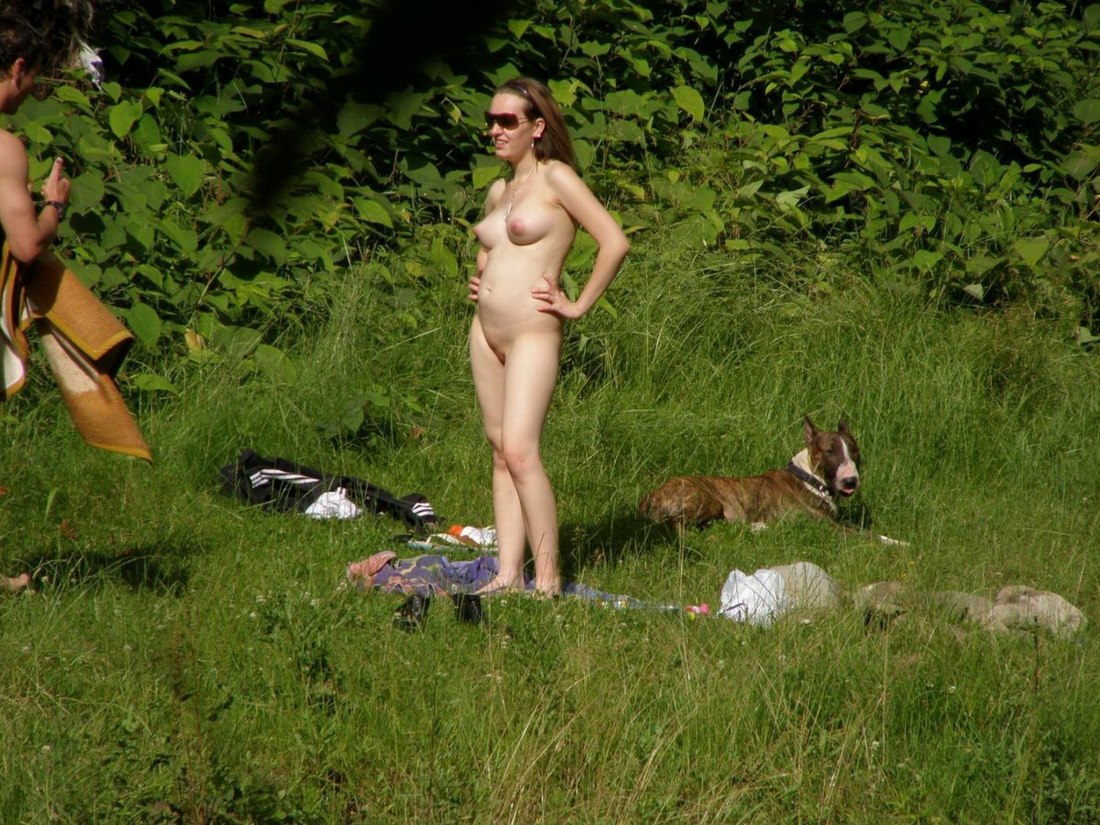 Подглядывание за голыми