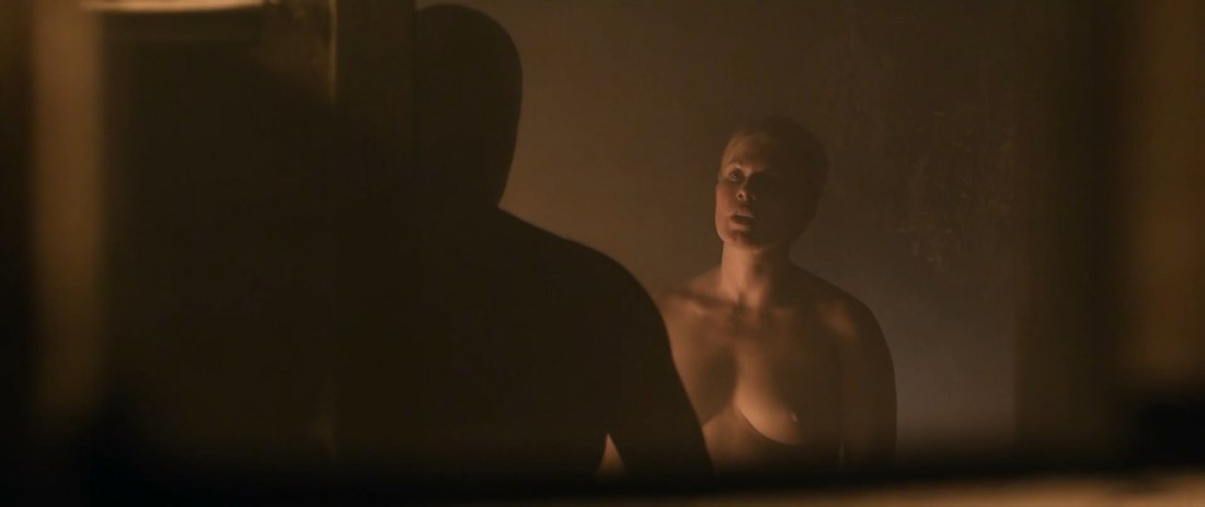 Алена Баркова голая фильм Одесса