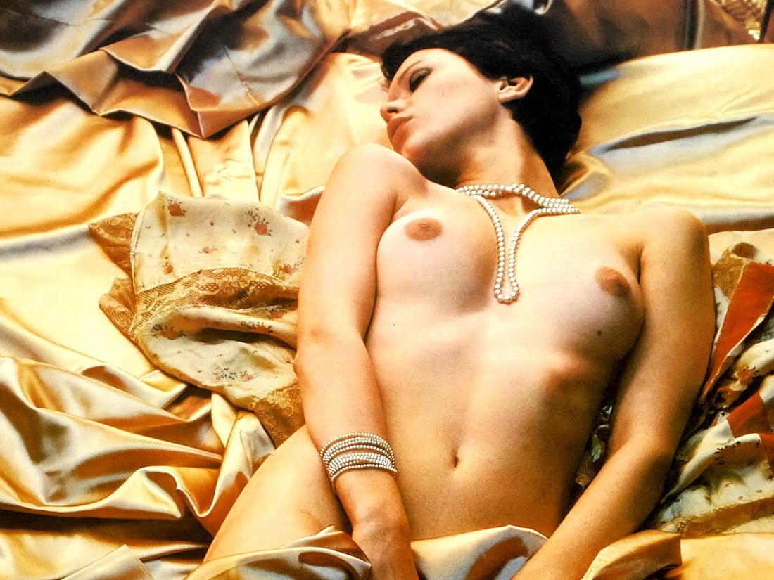 Эммануэль Беар эротические сцены